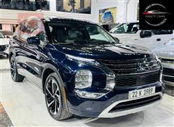 ميتسوبيشي اوتلاندر